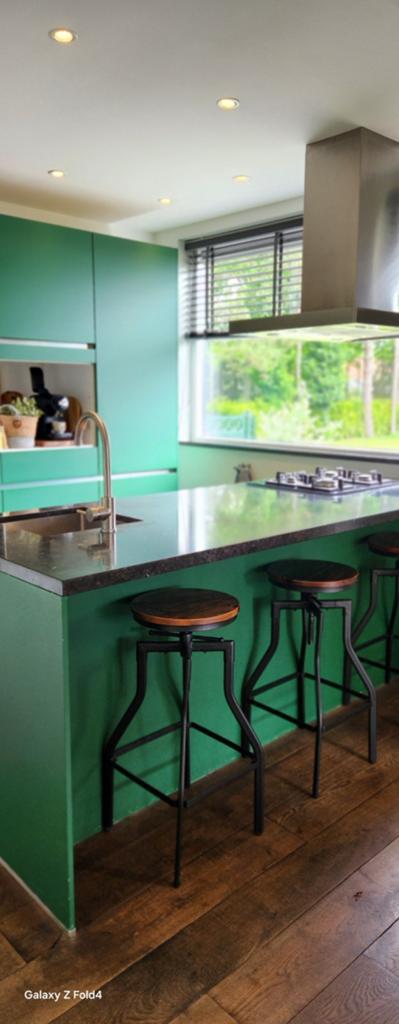 Moderne keuken met Siemens en Miele apparatuur, Huis en Inrichting, Keuken | Complete keukens, Ophalen, Gebruikt, Graniet of Steen