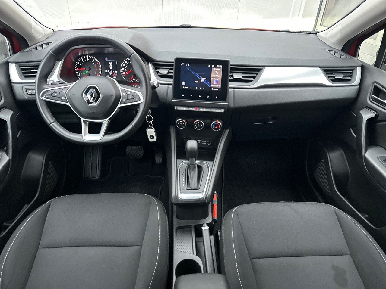 Renault Captur 1.3 TCe 140 Zen AUTOMAAT / NAVI / PDC / CRUIS, Stof, Gebruikt, Euro 6, 4 cilinders