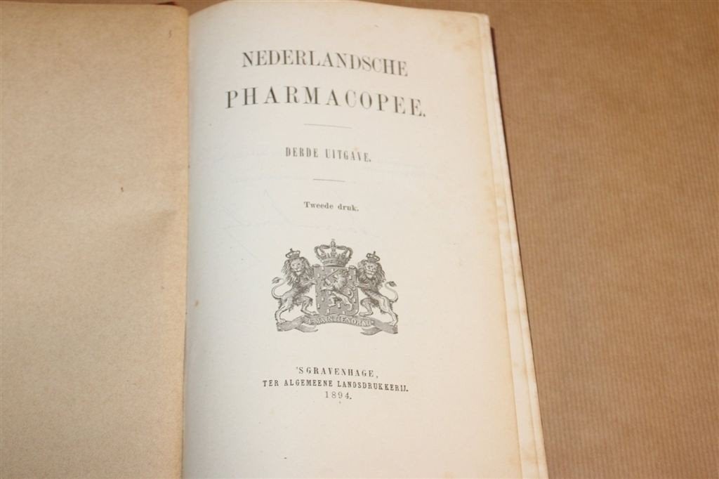 Nederlandsche Pharmacopee — Zeldzaam 1894, Ophalen of Verzenden