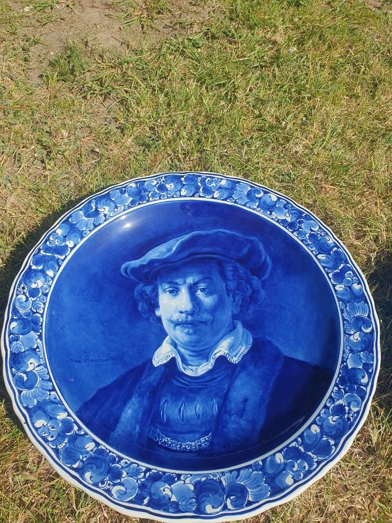 2 antieke Delfts Blauwe Schalen met Portretten  40cm diam., Ophalen of Verzenden