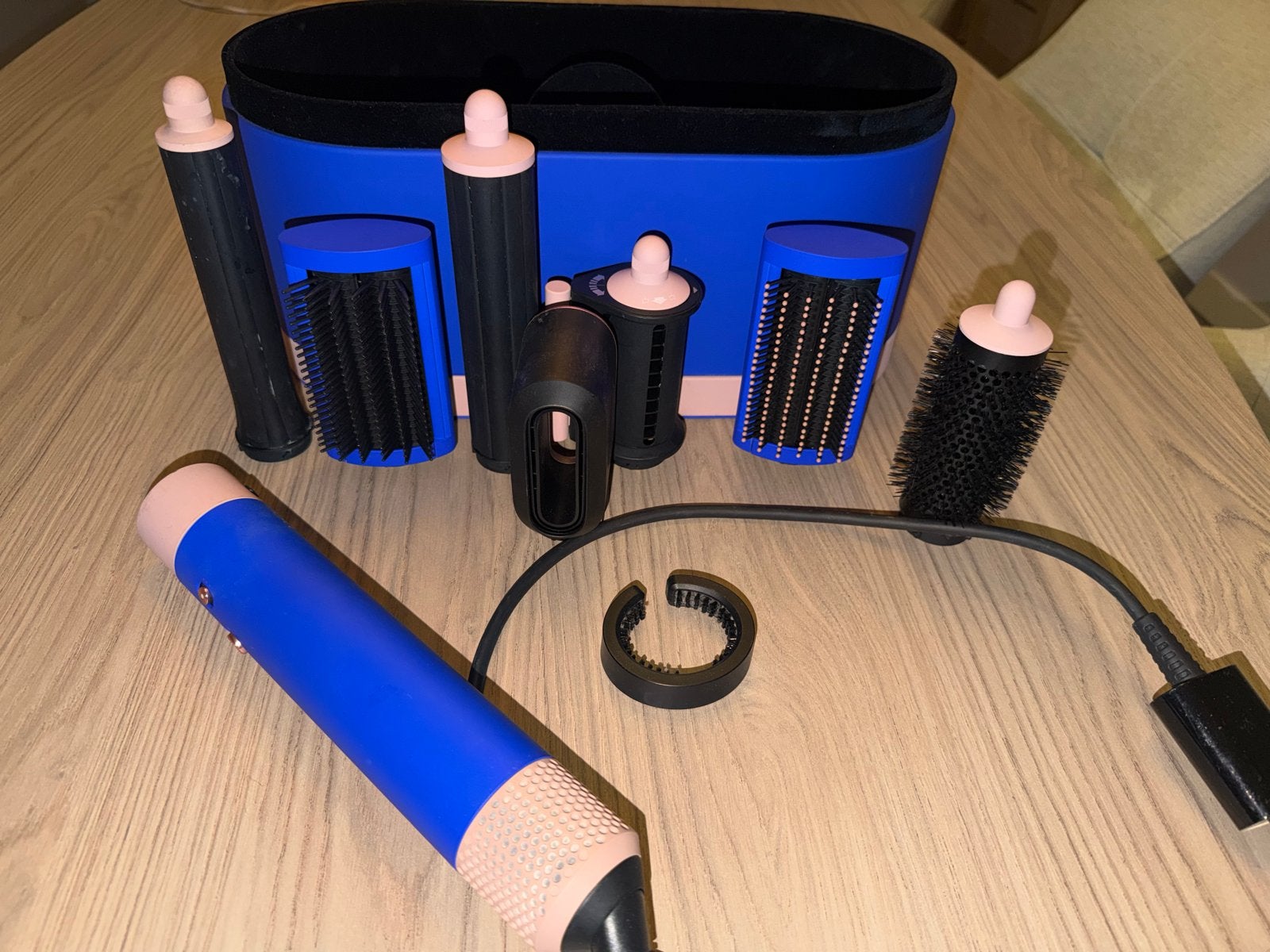 Dyson Airwrap Complete Styler met diverse opzetstukken, Ophalen, Gebruikt, Krultang of Stijltang