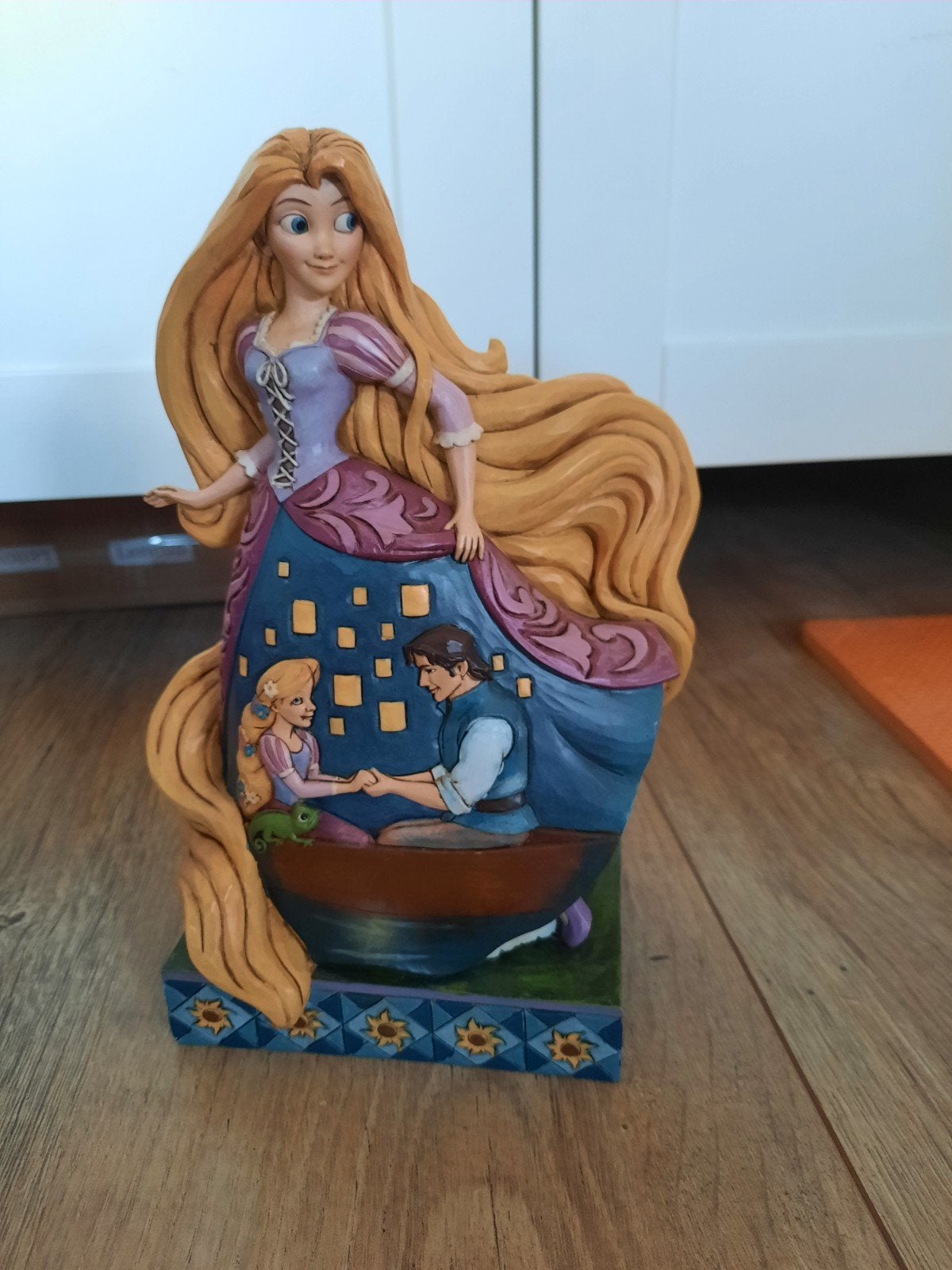 Disney traditions Rapunzel "Enligtened Love", Ophalen of Verzenden, Overige figuren, Zo goed als nieuw, Beeldje of Figuurtje