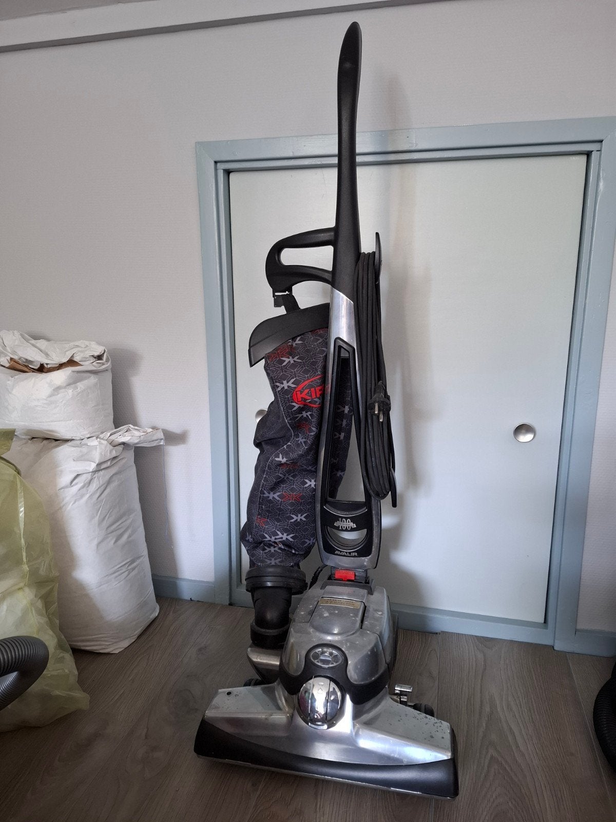 Kirby Stofzuiger met Complete Accessoires en Zakken, Witgoed en Apparatuur, Overige merken, Gebruikt, 2000 watt of meer, Sledestofzuiger