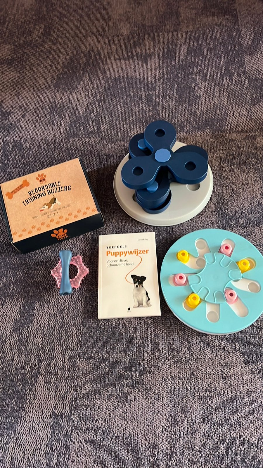 Puppy training, Verzenden