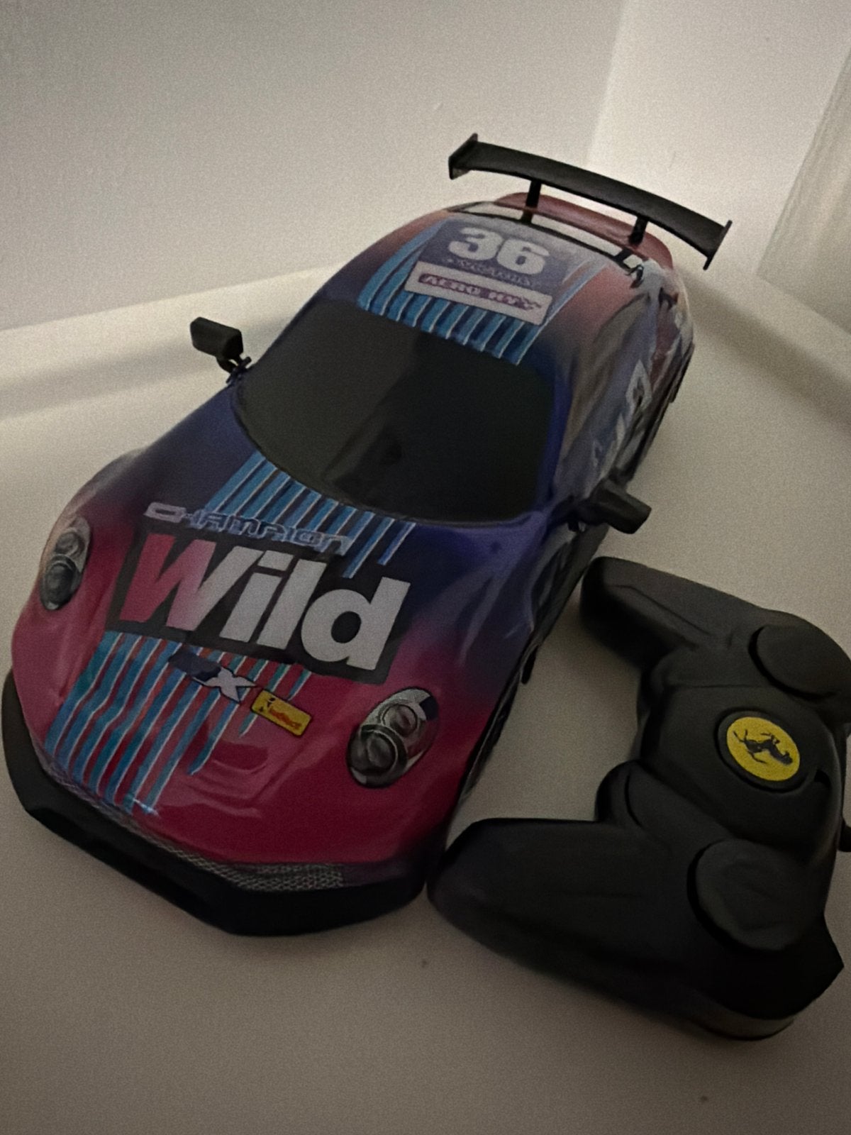 RC Bestuurbare Auto - Raceklaar Plezier!, Zo goed als nieuw, Auto onroad, RTR (Ready to Run), Overige schalen