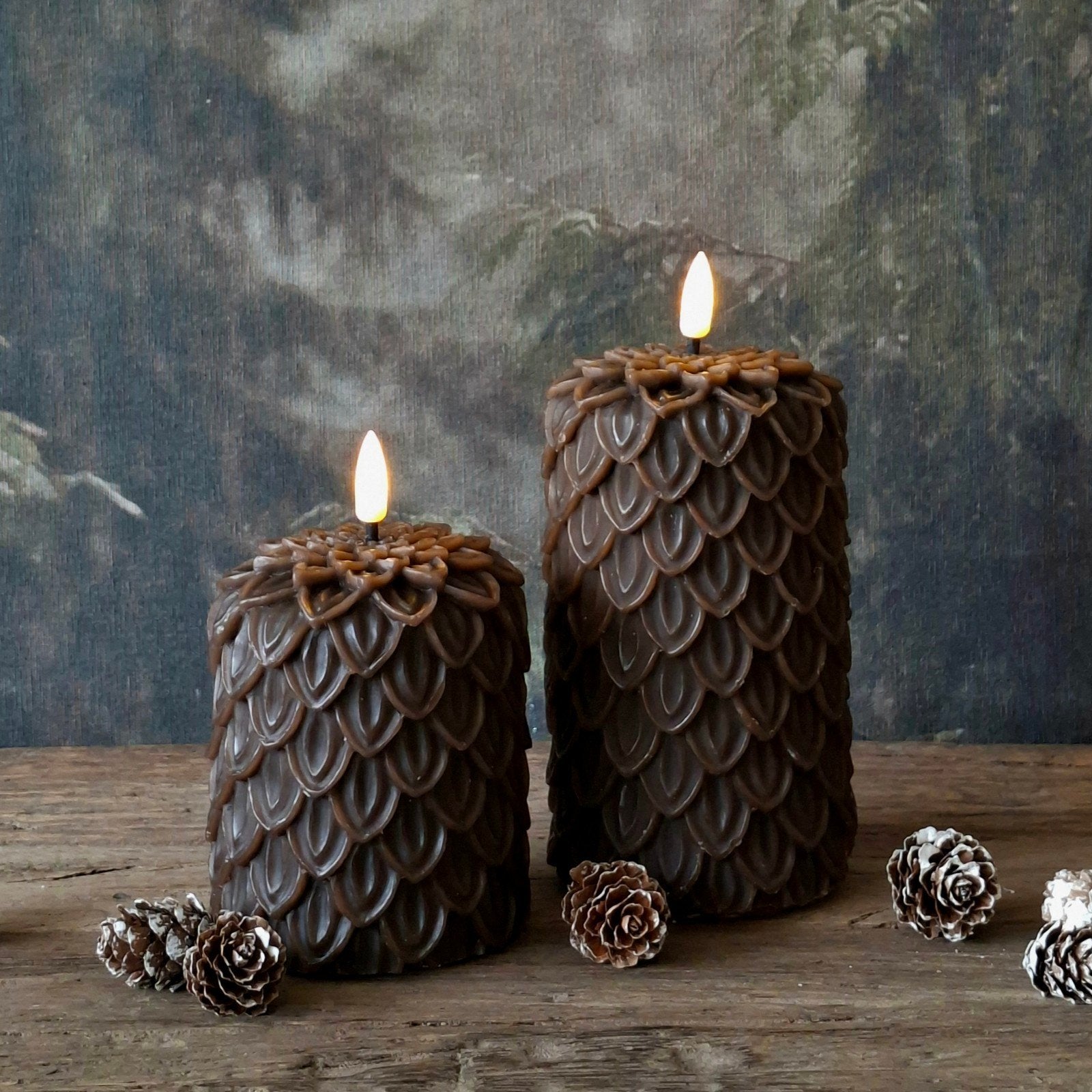 Set "den" wax led-kaarsen bruin., Bruin, Overige merken, Ophalen of Verzenden, Kaars