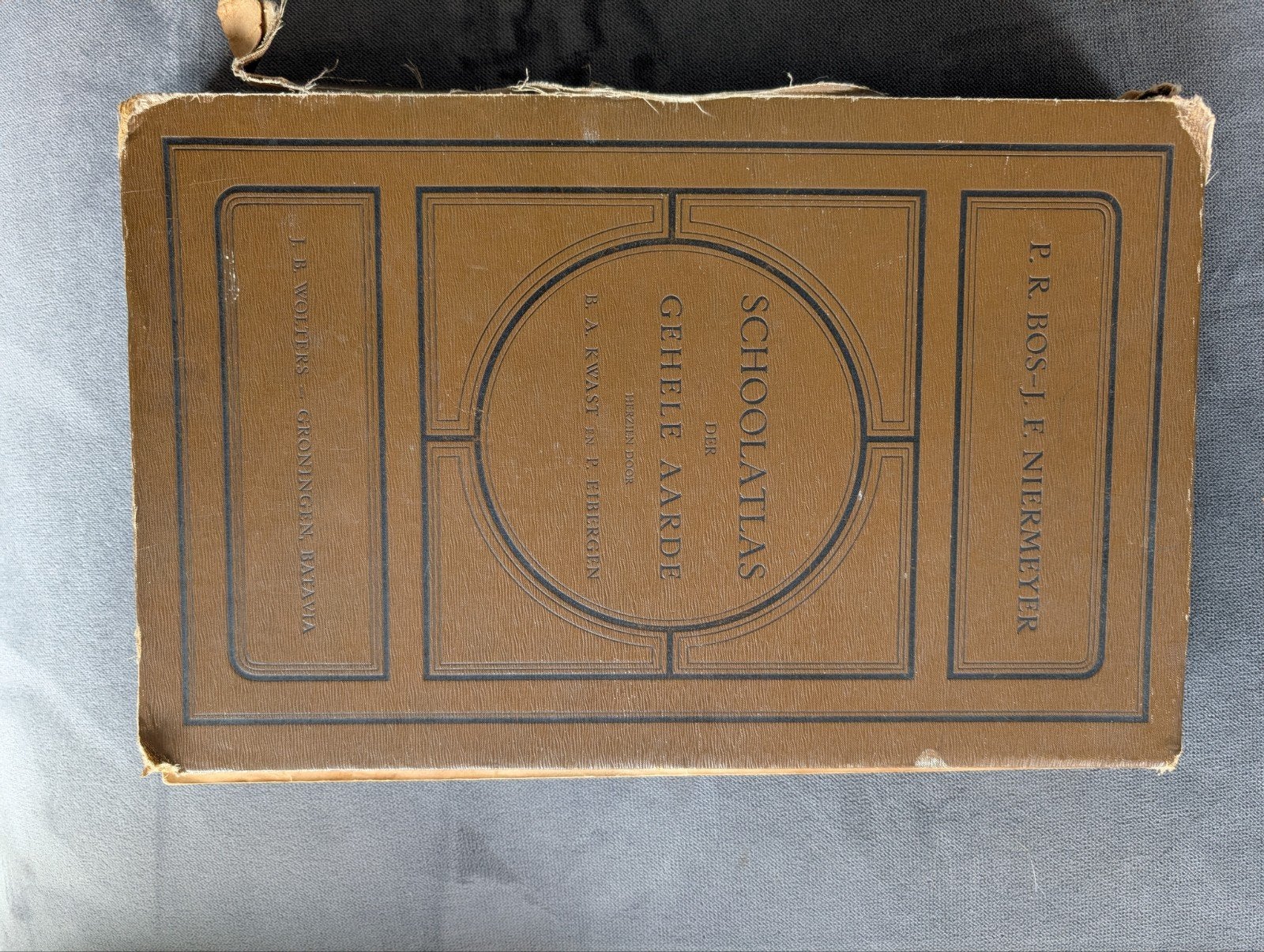 Schoolatlas der gehele aarde uit 1936, Boeken, Atlassen en Landkaarten, Ophalen of Verzenden