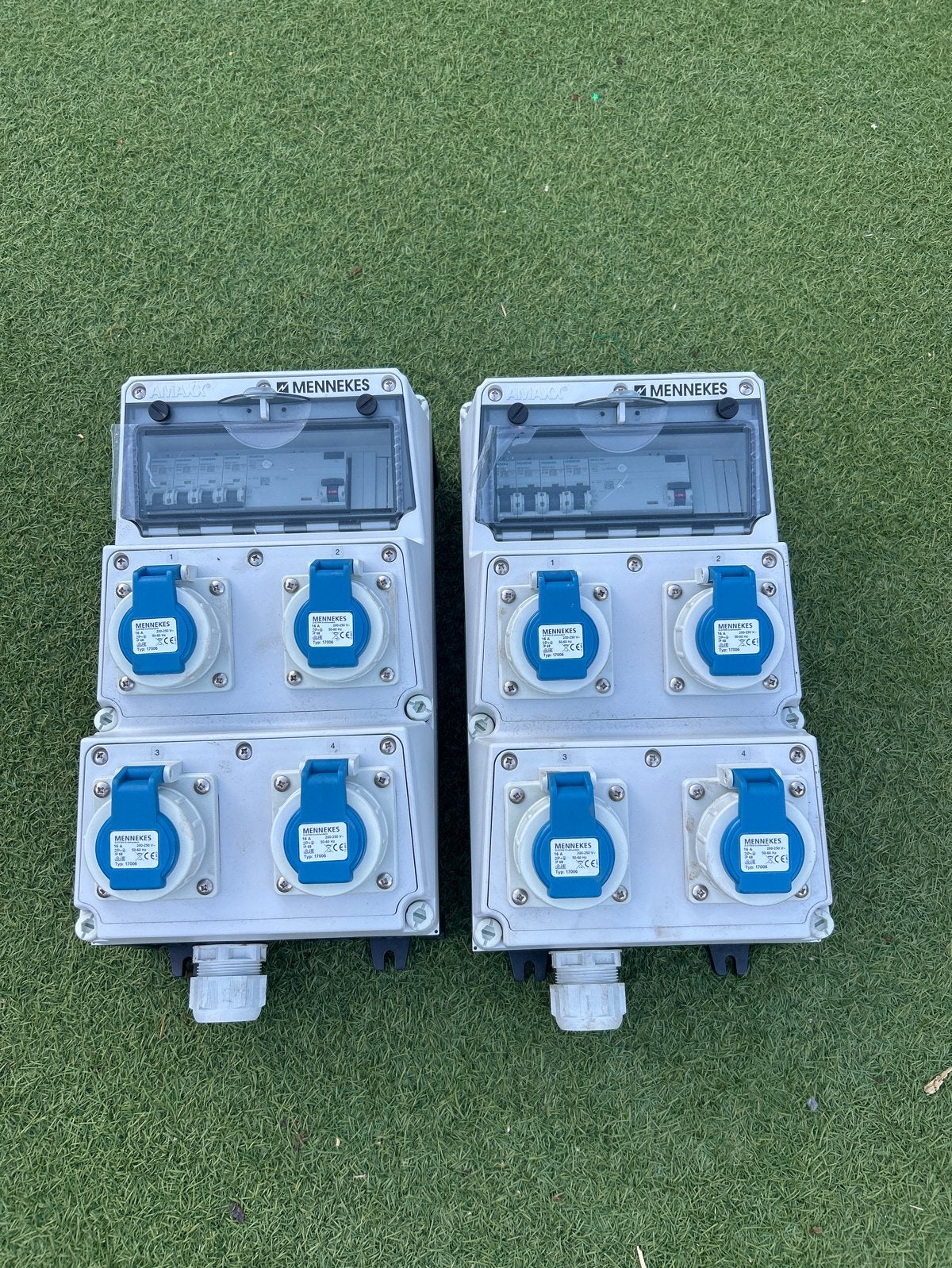 Mennekes Amaxx 930021 CEE-wandcontactdooscombinatie, Ophalen, Gebruikt, Overige merken, Stekkerdoos