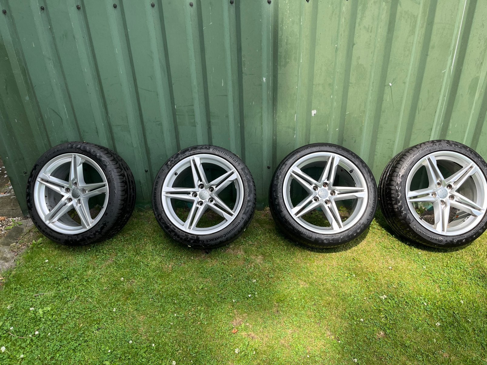Set van 4 Continental zomerbanden met velgen, 18 inch, Auto-onderdelen, Banden en Velgen, Ophalen, 18 inch, Banden en Velgen, Personenwagen