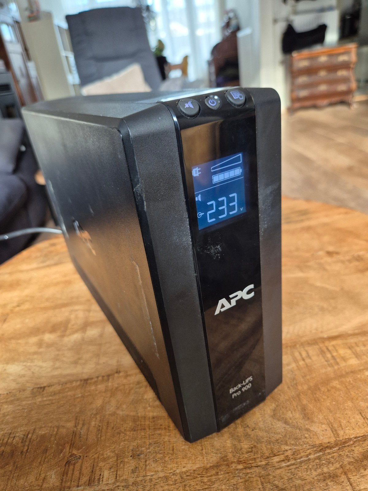 NIEUWE BATT!! - APC Back-UPS Pro 900, Computers en Software, Ophalen of Verzenden, Gebruikt