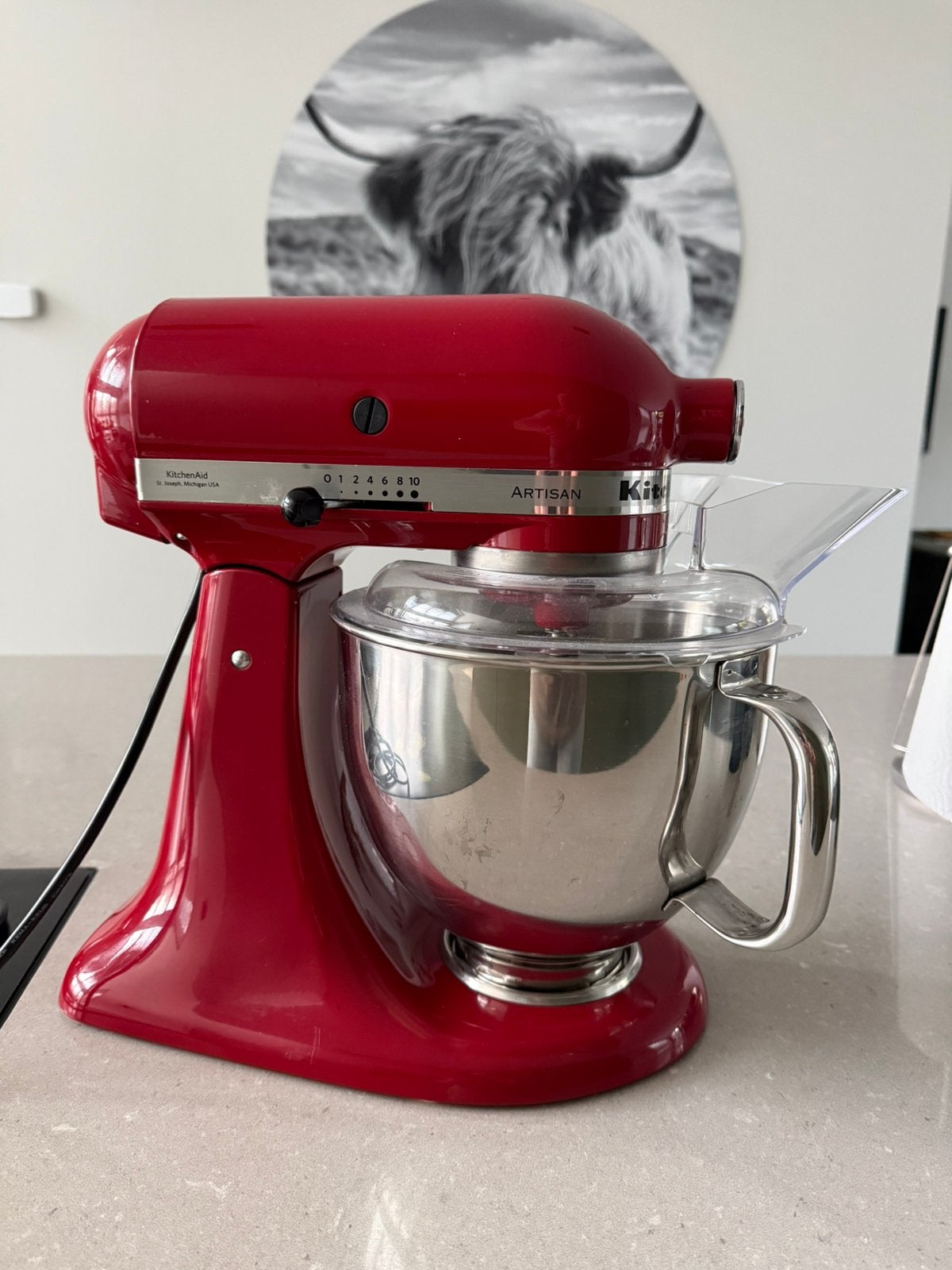 KitchenAid 5KSM150 rood, 4 liter of meer, Ophalen, Zo goed als nieuw, 3 snelheden of meer