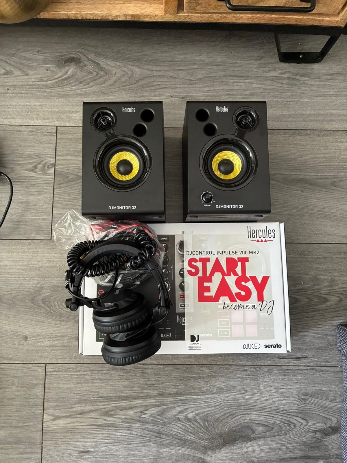 Dj Hercules 200, starter-kit (Te koop!), Muziek en Instrumenten, Ophalen of Verzenden, Zo goed als nieuw, Overige merken