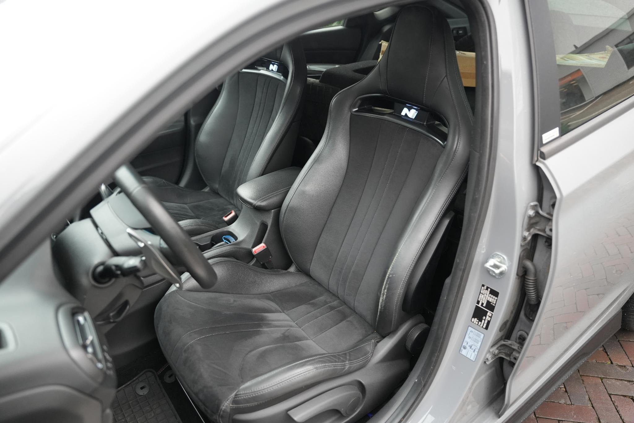 Hyundai i30 Fastback 2.0 N Schaalstoelen Stoelverw. Airco Na, Auto's, 1998 cc, Gebruikt, Euro 6, 4 cilinders