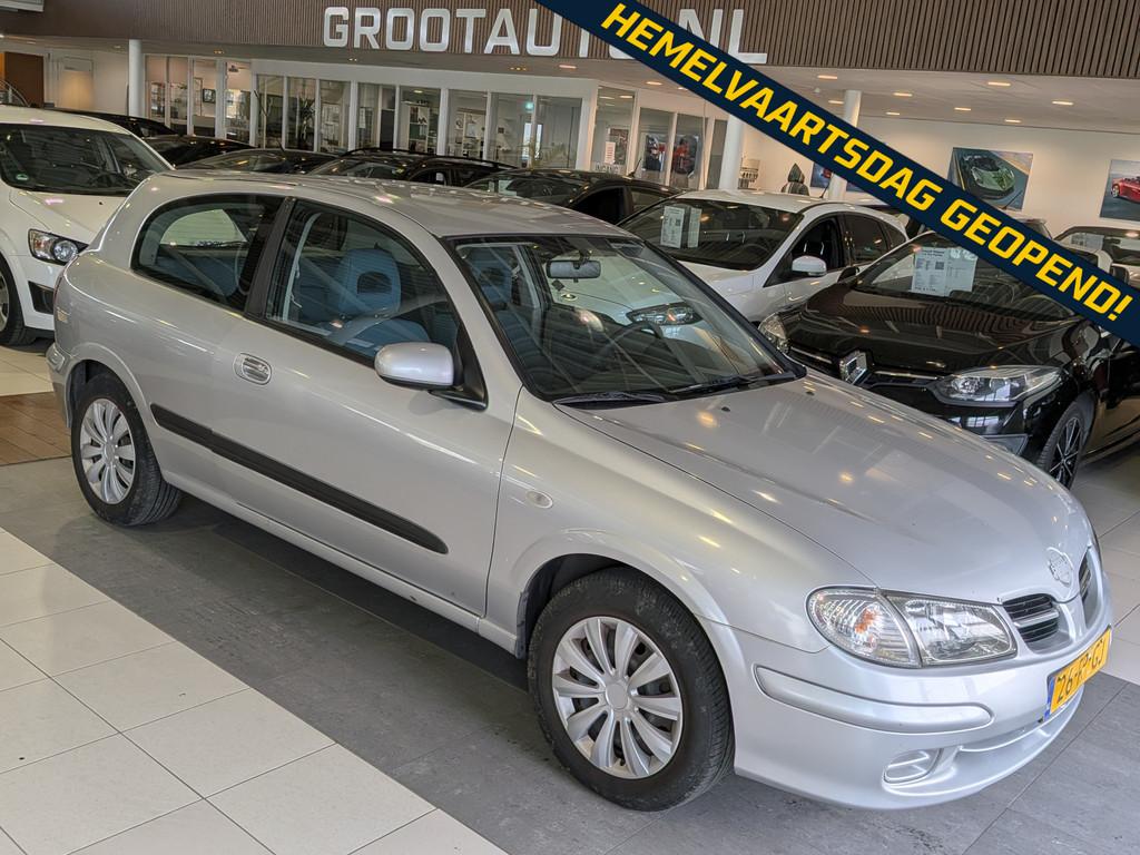 Nissan Almera 1.5 Luxury Airco, Trekhaak, Stuurbekrachtiging, Auto's, Oldtimers, Voorwielaandrijving, 1498 cc, Origineel Nederlands