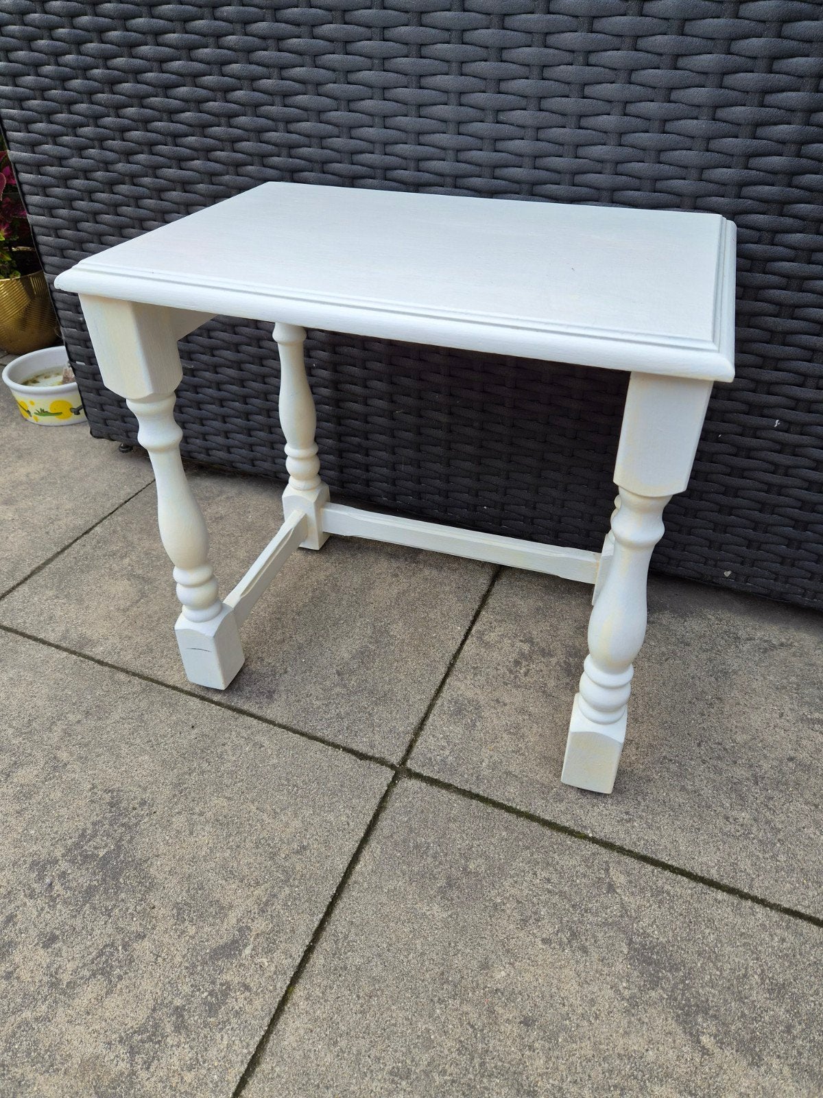 Handig wit bijzettafeltje / nachtkastje - 52x48x35 cm, Huis en Inrichting, Tafels | Bijzettafels, Minder dan 55 cm, Gebruikt, Klassiek, Landelijk