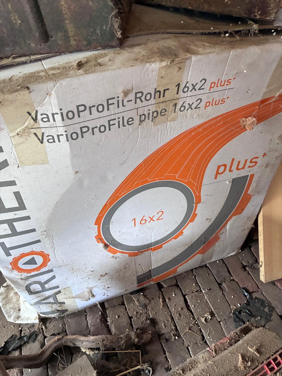 16 mm buizen en klemrails wandverwarming, Doe-het-zelf en Verbouw, Ophalen, Zo goed als nieuw, Overige typen
