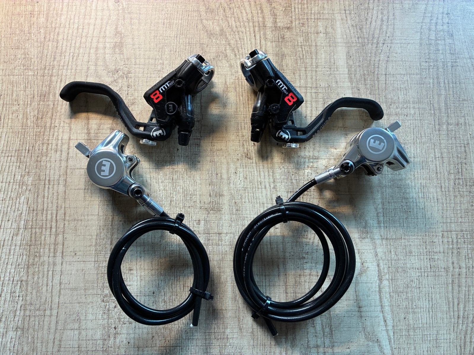 Magura MT8 Pro schijfrem SET, Remmen, Overige materialen, Ophalen of Verzenden, Zo goed als nieuw