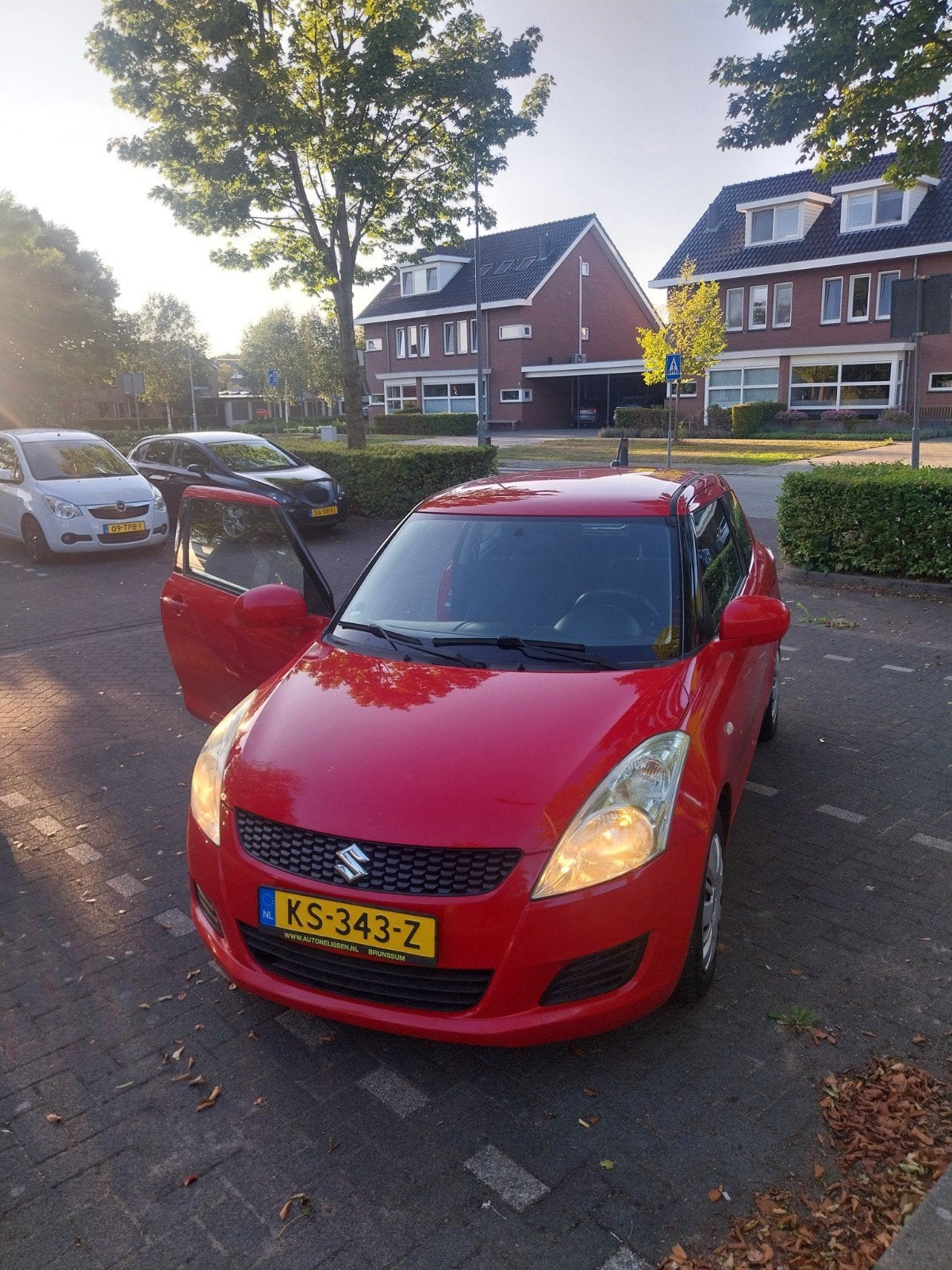 Suzuki Swift 1.2 3-D 2012 Rood, Voorwielaandrijving, Swift, Handgeschakeld, 93 pk