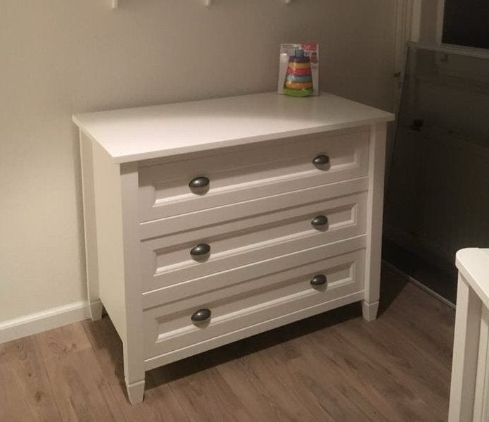 Babykamer Marbella: Commode, Ledikant, Aerosleep hoeslakens, Kinderen en Baby's, Kinderkamer | Complete kinderkamers, Ophalen