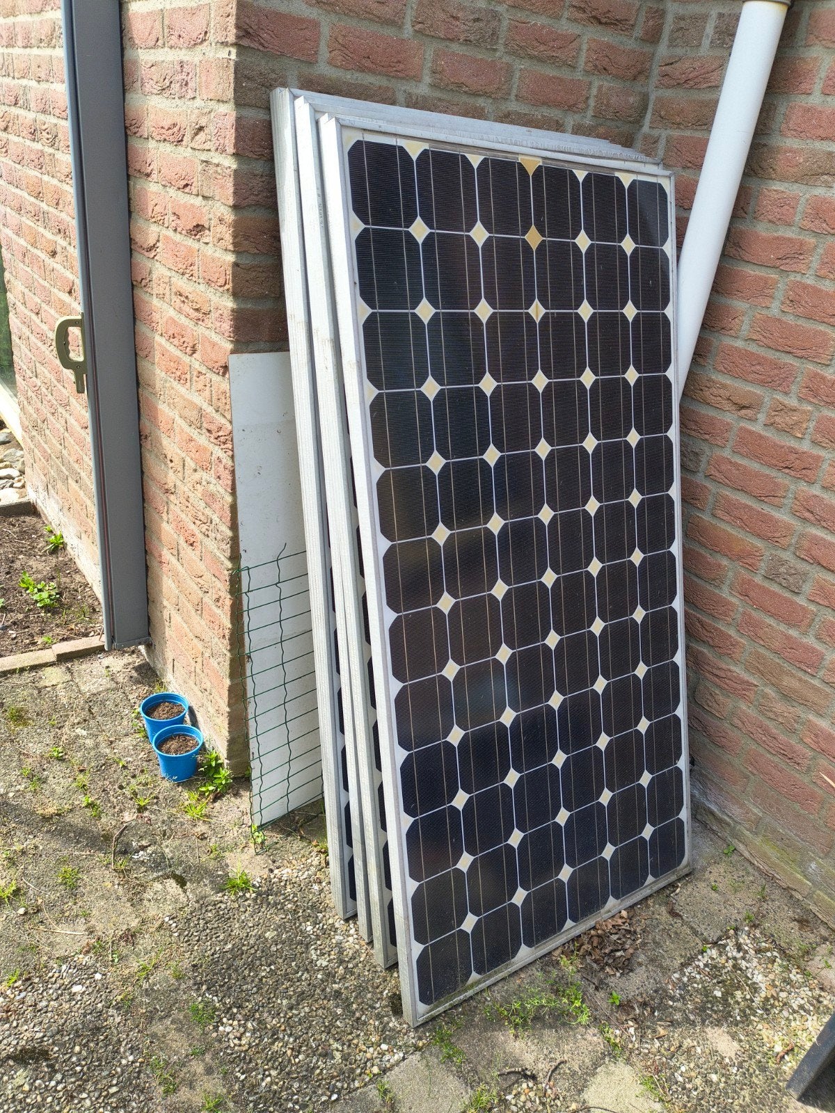 6 zonnepanelen met omvormer, Doe-het-zelf en Verbouw, Zonnepanelen en Toebehoren, Ophalen, Gebruikt, Compleet systeem