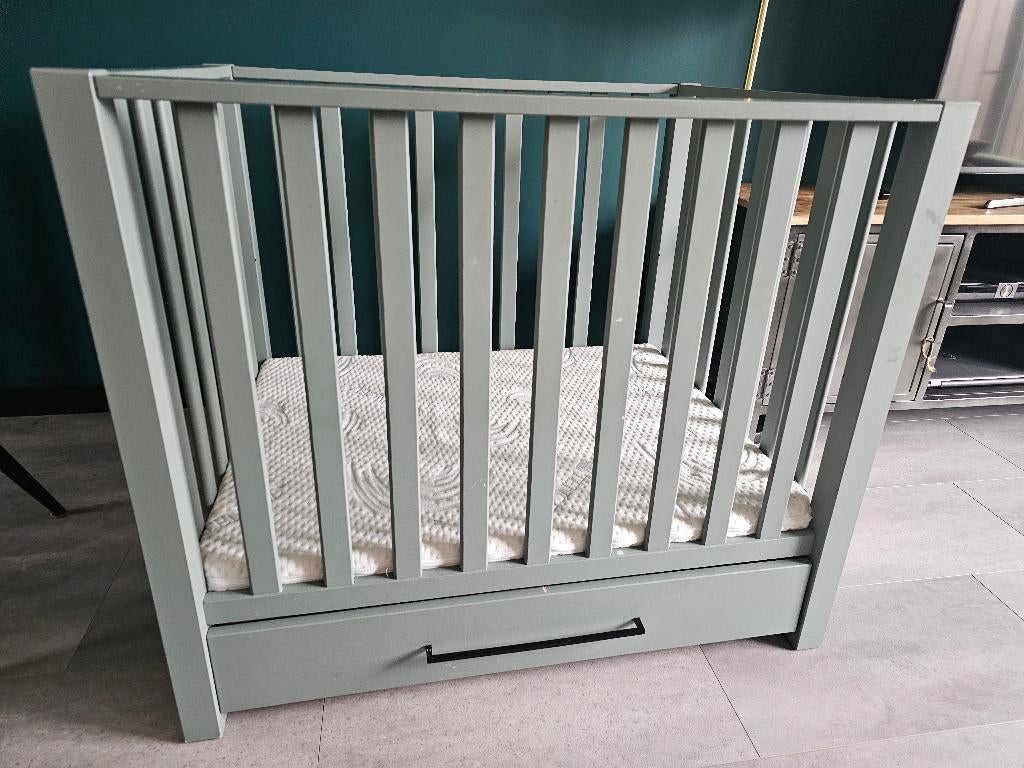 Europe Baby Casper Box Met Lade, Kinderen en Baby's, Boxen, Ophalen, Gebruikt, Rechthoekig, In hoogte verstelbaar