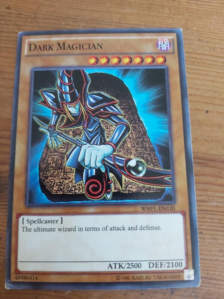 Yu-gi-oh dark magician kaart, Ophalen of Verzenden