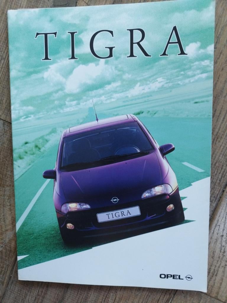 Opel Tigra Brochure 1995 (Nederlands, 16 pagina's), Opel, Zo goed als nieuw, Opel, Ophalen of Verzenden