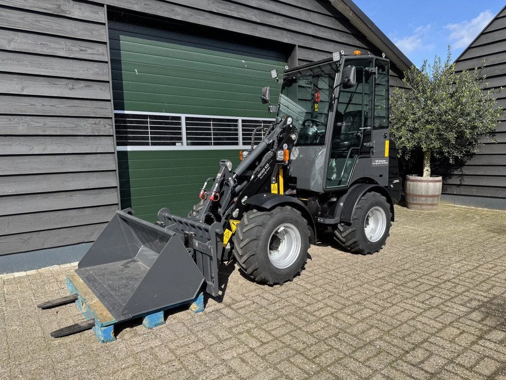 Panther W25 minishovel / loader / wiellader black DEMO!, Zakelijke goederen, Machines en Bouw | Kranen en Graafmachines, Wiellader of Shovel