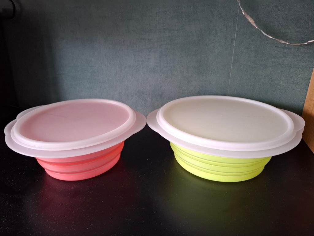 Set van 2 Handige Tupperware Mini Max Opvouwbare Kommen, Ophalen of Verzenden, Zo goed als nieuw, Groen, Bak of Kom