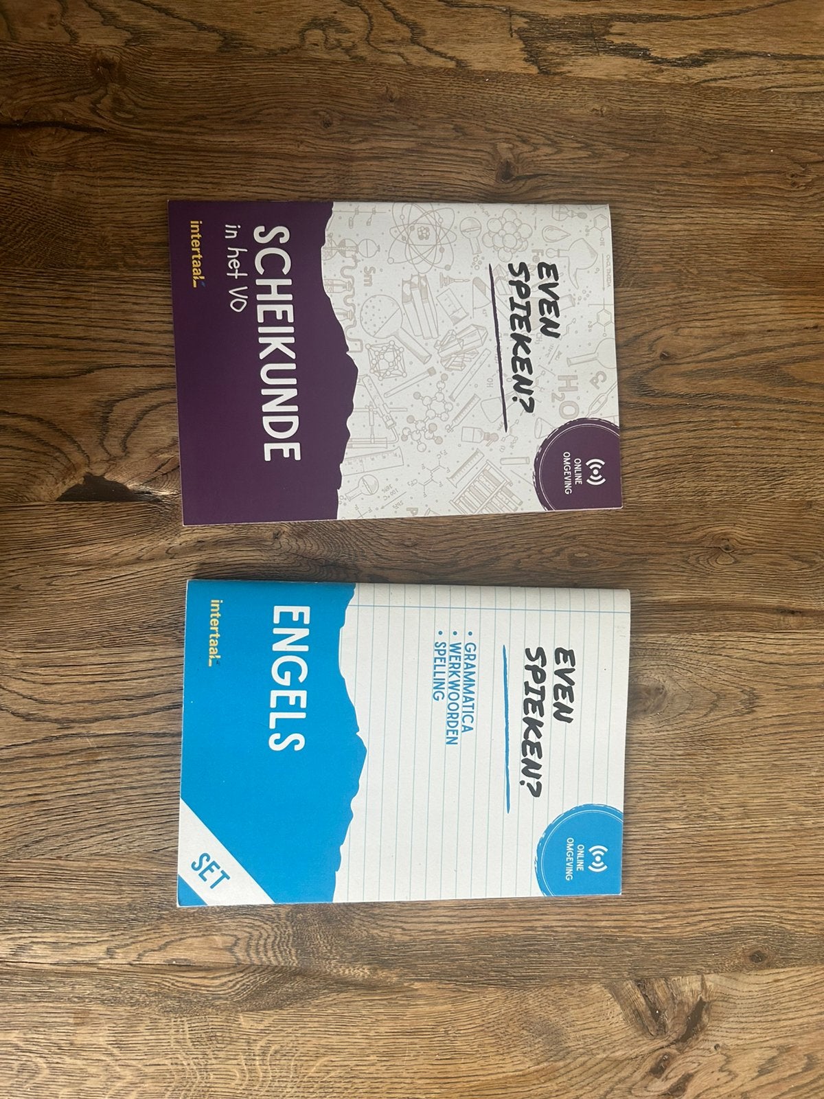 Even Spieken Engels en Scheikunde VO per stuk, Boeken, Verzenden, Zo goed als nieuw, Overige niveaus, Overige vakken