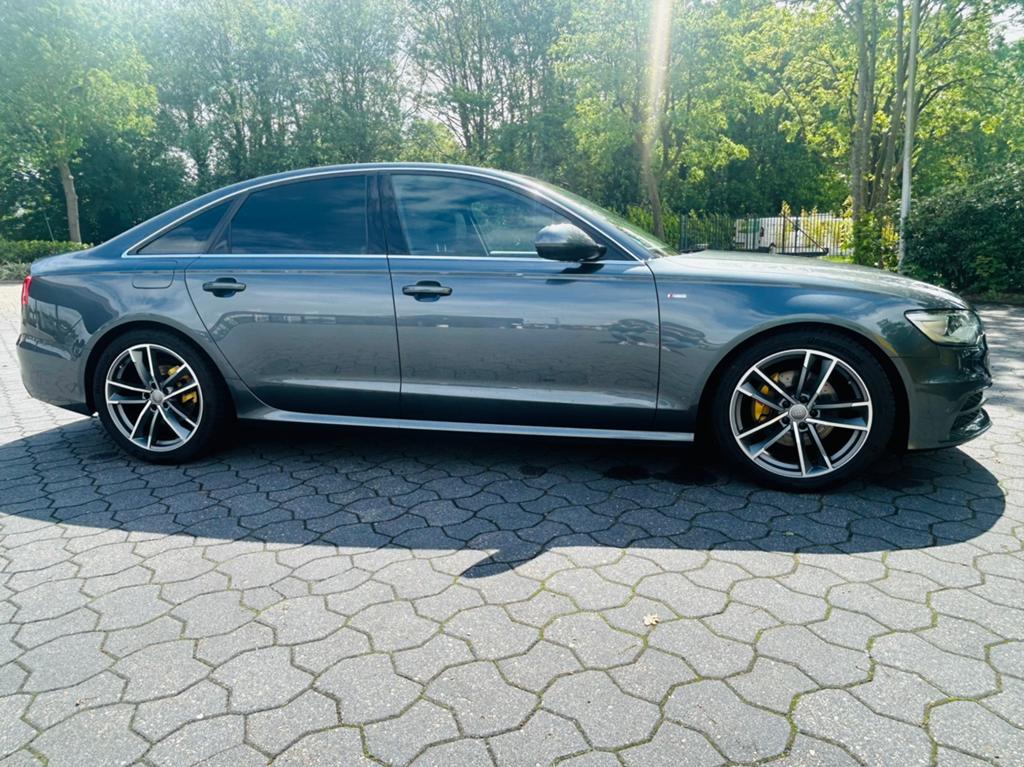AUDI A6/3xS Line 2.0 NAP LIMOUSINE MET NIEUWE APK 2027, Auto's, Zwart, 4 cilinders, 1984 cc, Leder en Stof