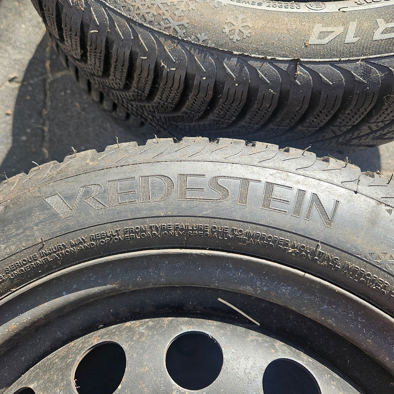 Vredestein Snowtrac 155/65 R14 Winterbanden op velg, Auto-onderdelen, Banden en Velgen, Ophalen, 14 inch, Gebruikt, 155 mm