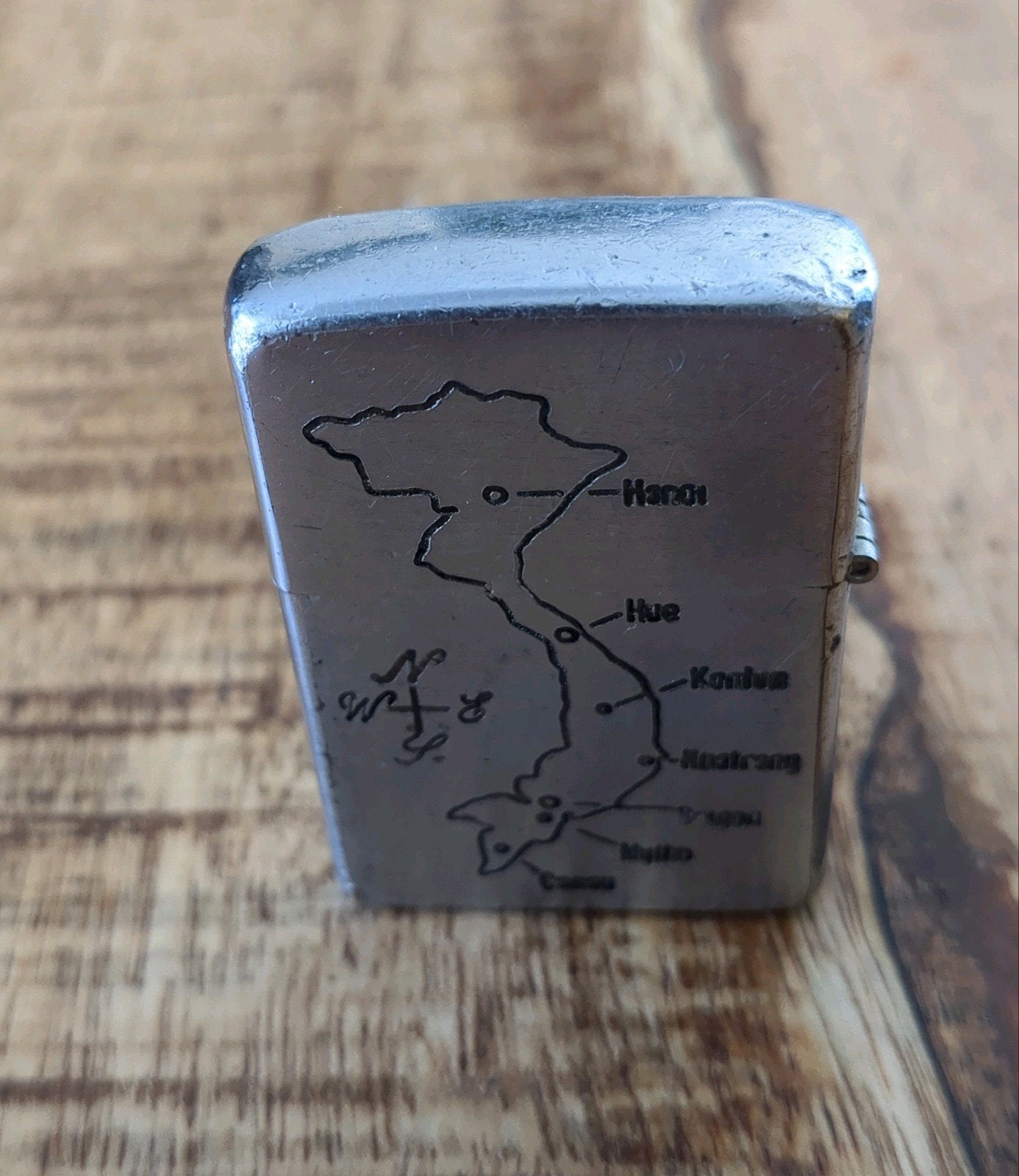 Zippo uit Vietnam, Ophalen of Verzenden, Gebruikt, Aansteker