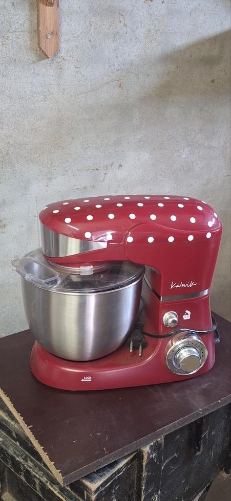 Keukenmachine Rood, 4 liter of meer, Ophalen of Verzenden, Zo goed als nieuw, 3 snelheden of meer