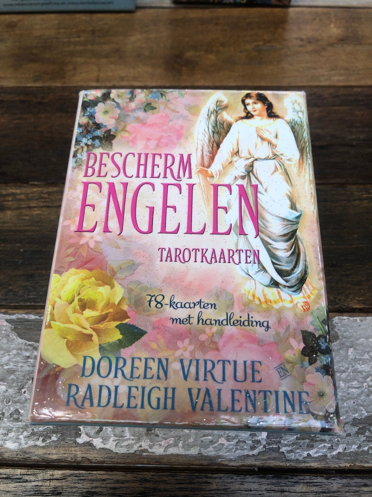 Beschermengelen Tarotkaarten Doreen Virtue Radleigh Valentin, Ophalen of Verzenden, Zo goed als nieuw, Tarot of Kaarten leggen