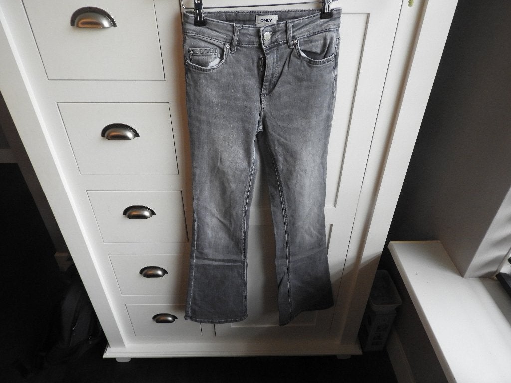 Dames jeans. Merk Only, Only, Ophalen of Verzenden, Zo goed als nieuw, W27 (confectie 34) of kleiner