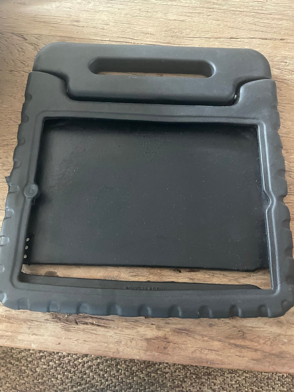 Zwarte tablet hoes met handvat - Gebruikt, Ophalen of Verzenden, Gebruikt, 10 inch, Bescherming voor- en achterkant
