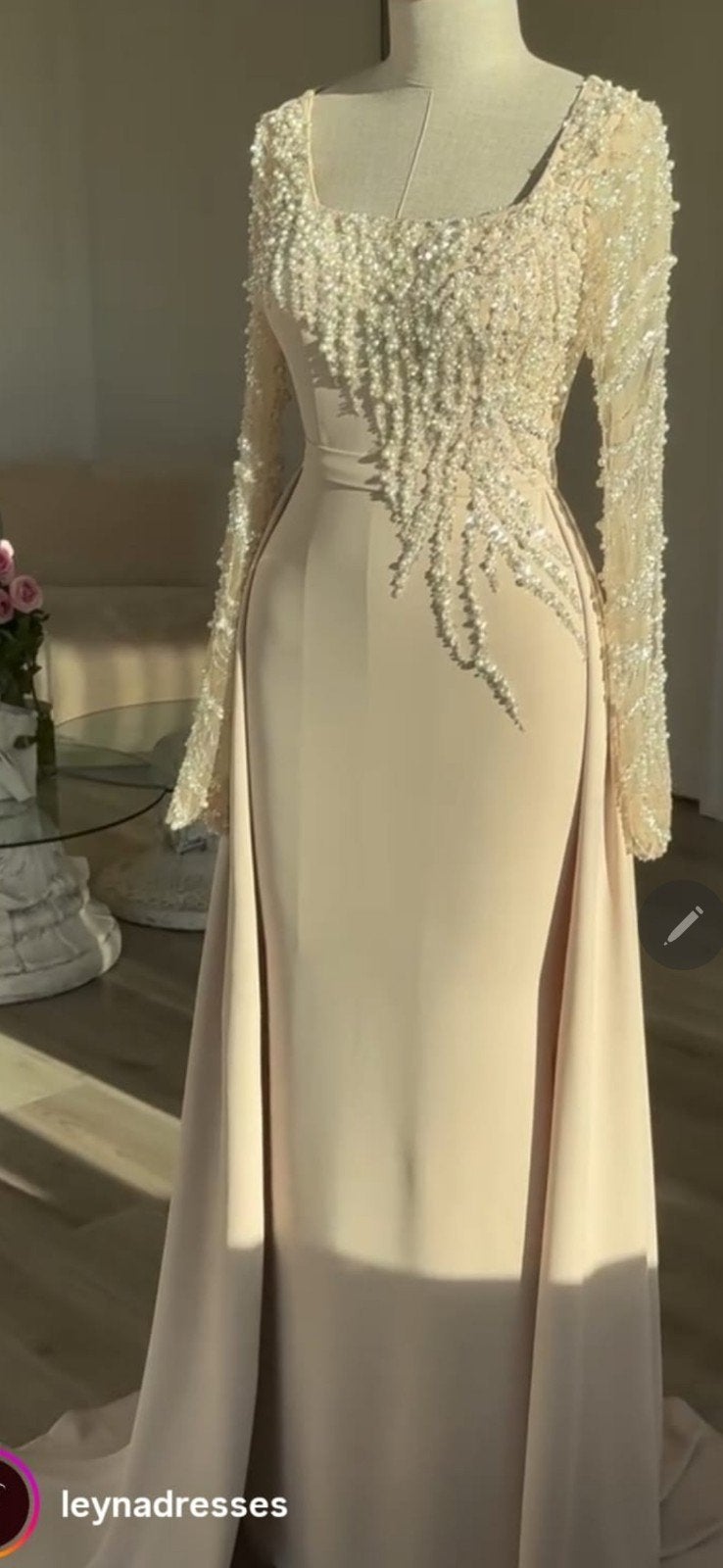 Avondjurk van leynadress, Kleding | Dames, Ophalen of Verzenden, Zo goed als nieuw, Maat 38/40 (M), Onder de knie