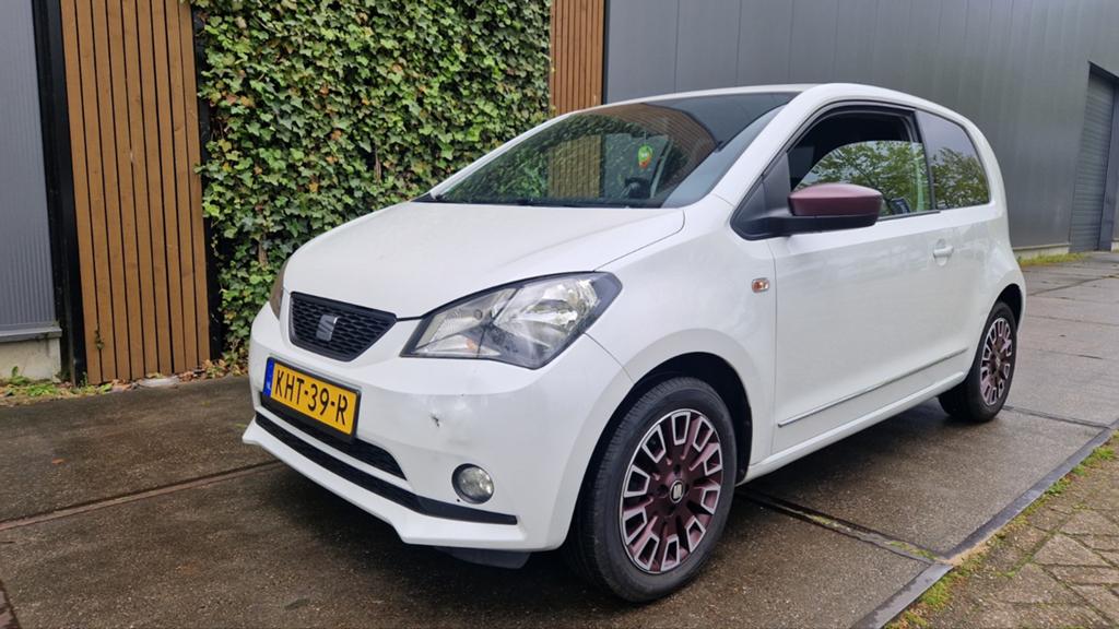 Seat Mii By Mango 134.172km. 12-2015, Parkeer sensoren, Voorwielaandrijving, Stof, Zwart, 4 stoelen