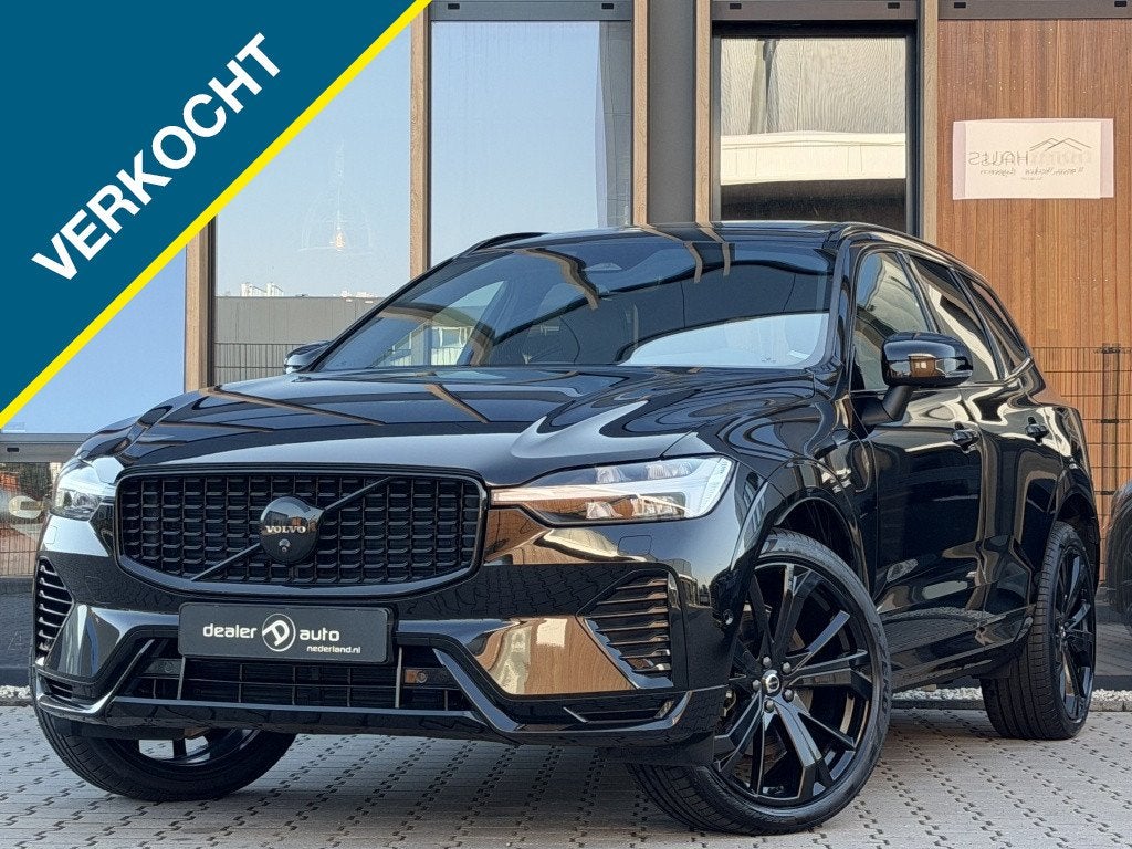 Volvo XC60 2.0 T6 AWD Dark | Panoramadak | Head-up | H&K | S, Auto's, Volvo, Automaat, Gebruikt, 4 cilinders, 1969 cc