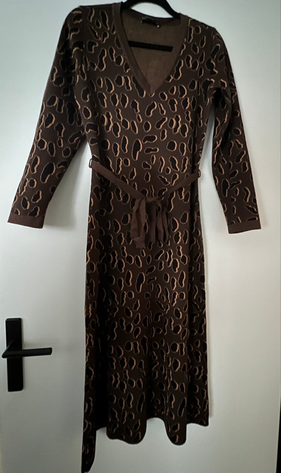 Expresso jurk met dierenprint en strikceintuur, Kleding | Dames, Maat 38/40 (M), Bruin, Ophalen of Verzenden, Gedragen