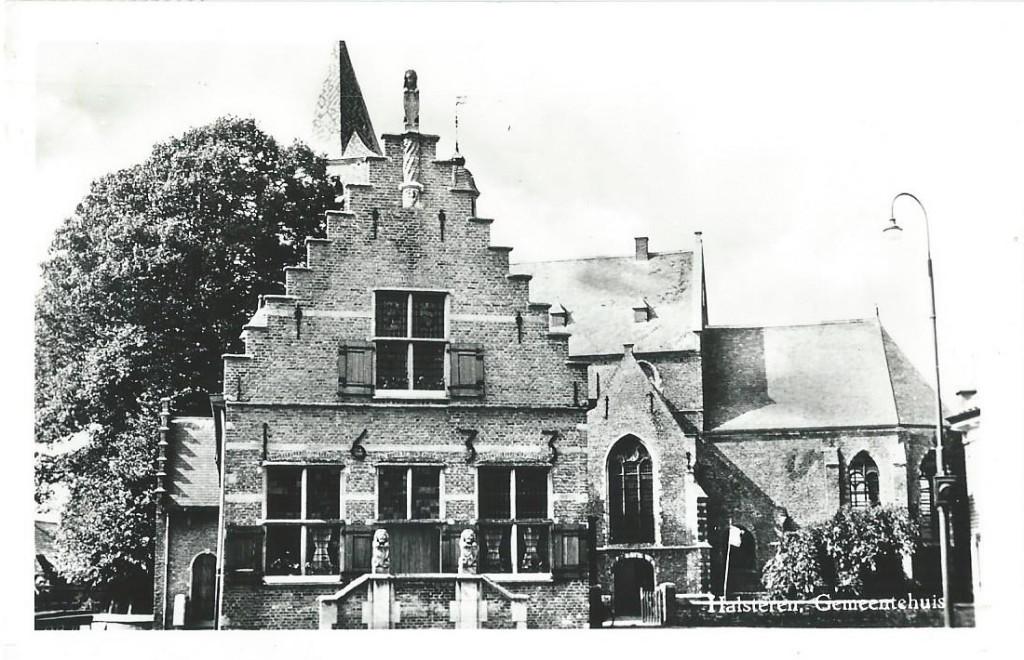 Ansichtkaart HALSTEREN   Gemeentehuis, Verzenden, 1960 tot 1980, Gelopen, Noord-Brabant