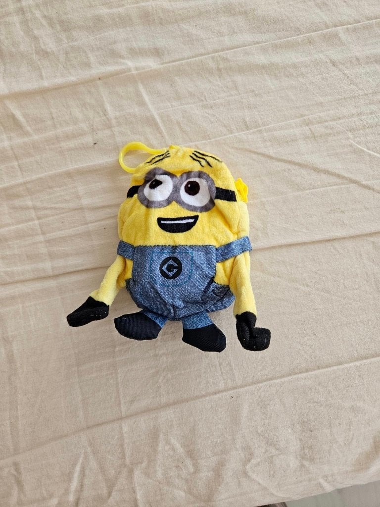 Minion knuffel/portemonnee, Ophalen of Verzenden, Gebruikt, Geel, Overige merken