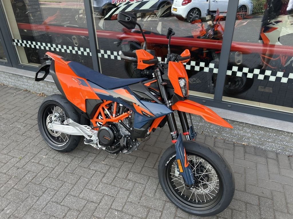 KTM 690 SMC R 2026, Motoren, Motoren | KTM, Bedrijf, SuperMoto