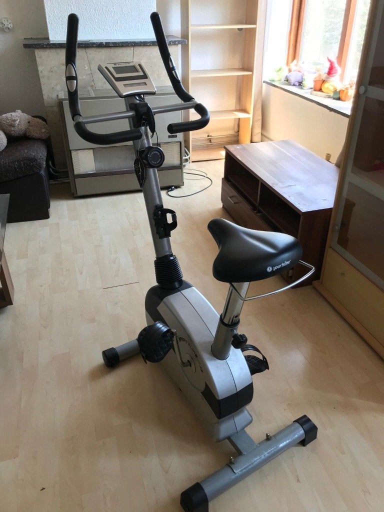 Hometrainer Sportsline - Zo goed als nieuw, Sport en Fitness, Ophalen, Gebruikt, Metaal, Benen
