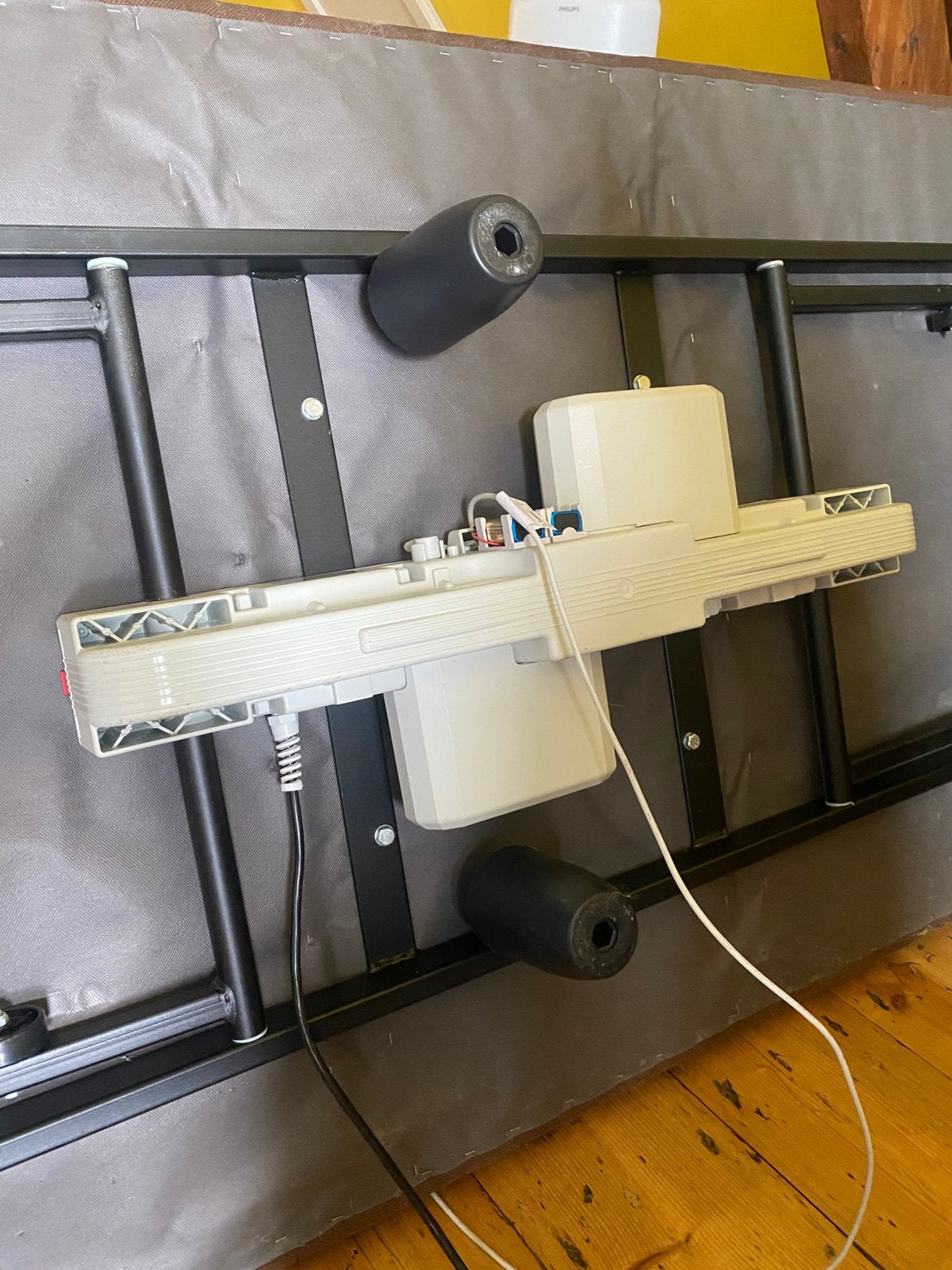 Elektrische motoren 2x voor boxspring, Ophalen, Wit, Tweepersoons, Zo goed als nieuw
