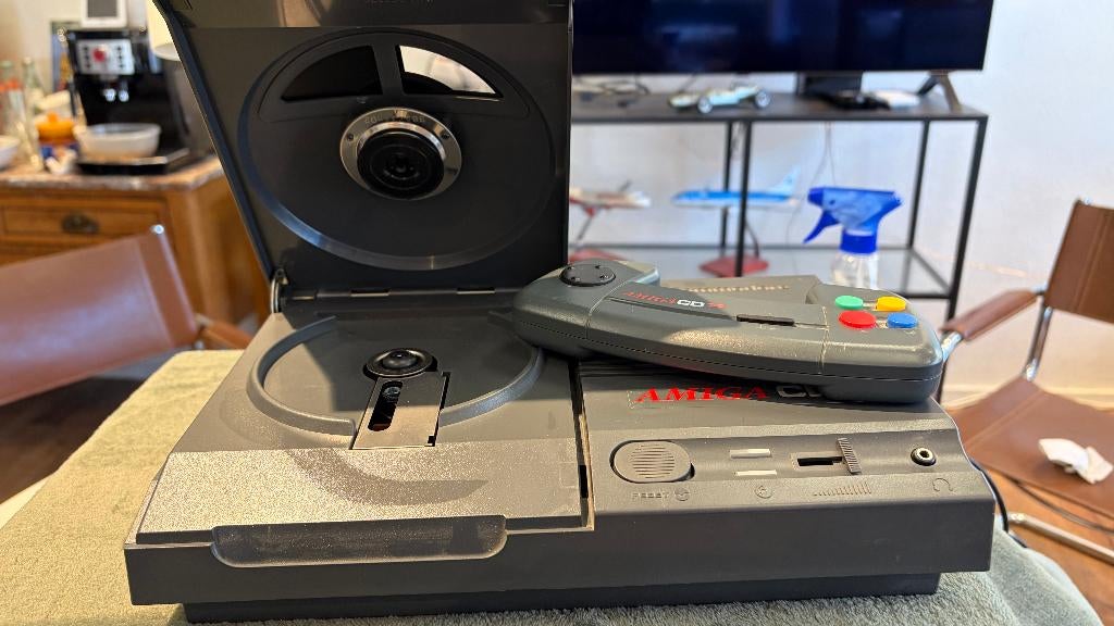 Commodore Cd-32, Computers en Software, Vintage Computers, Ophalen of Verzenden, Commodore