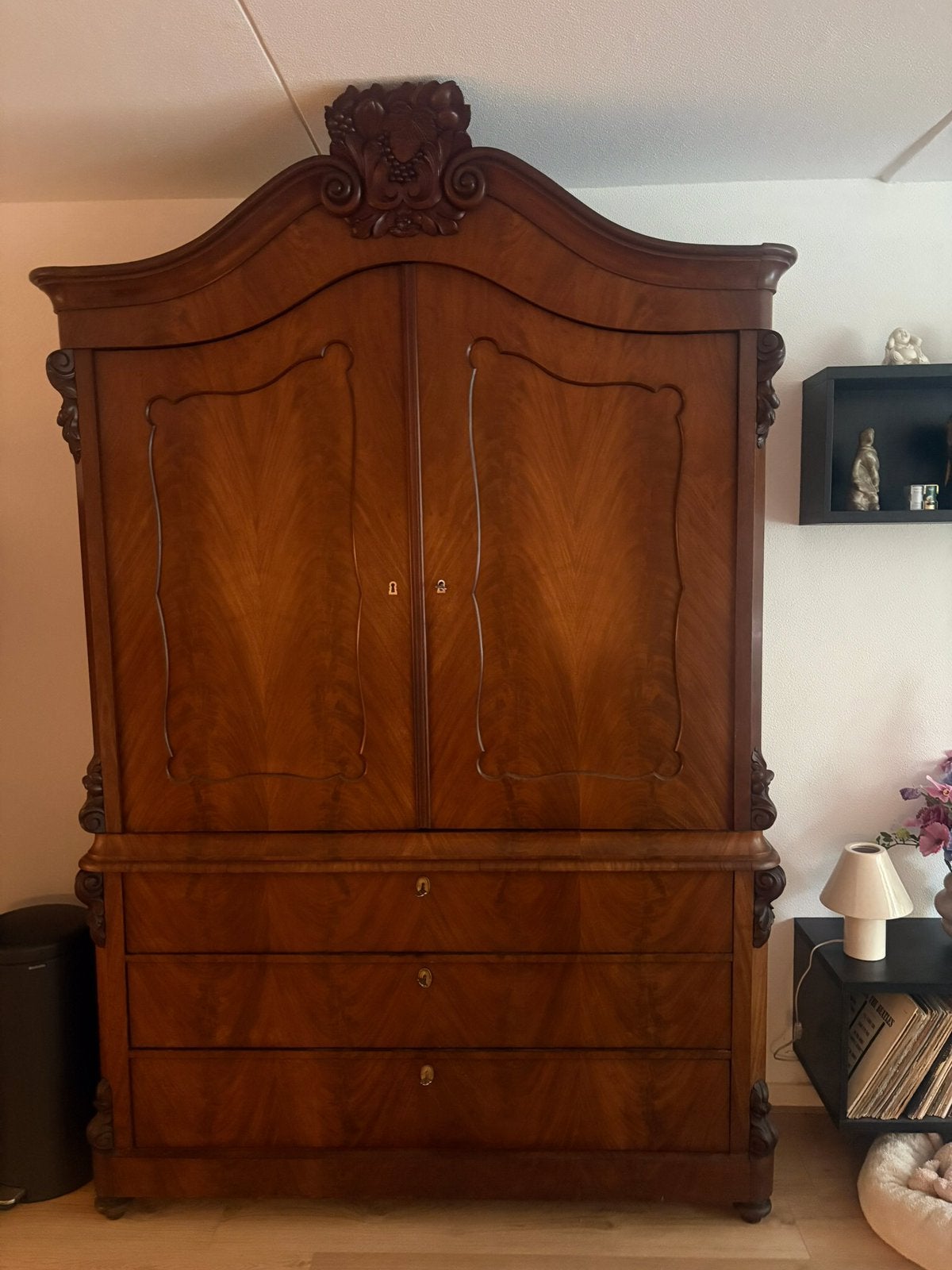 Kabinet kast 254 cm H 165 cm BR en 50 cm Diep, Antiek en Kunst, Ophalen