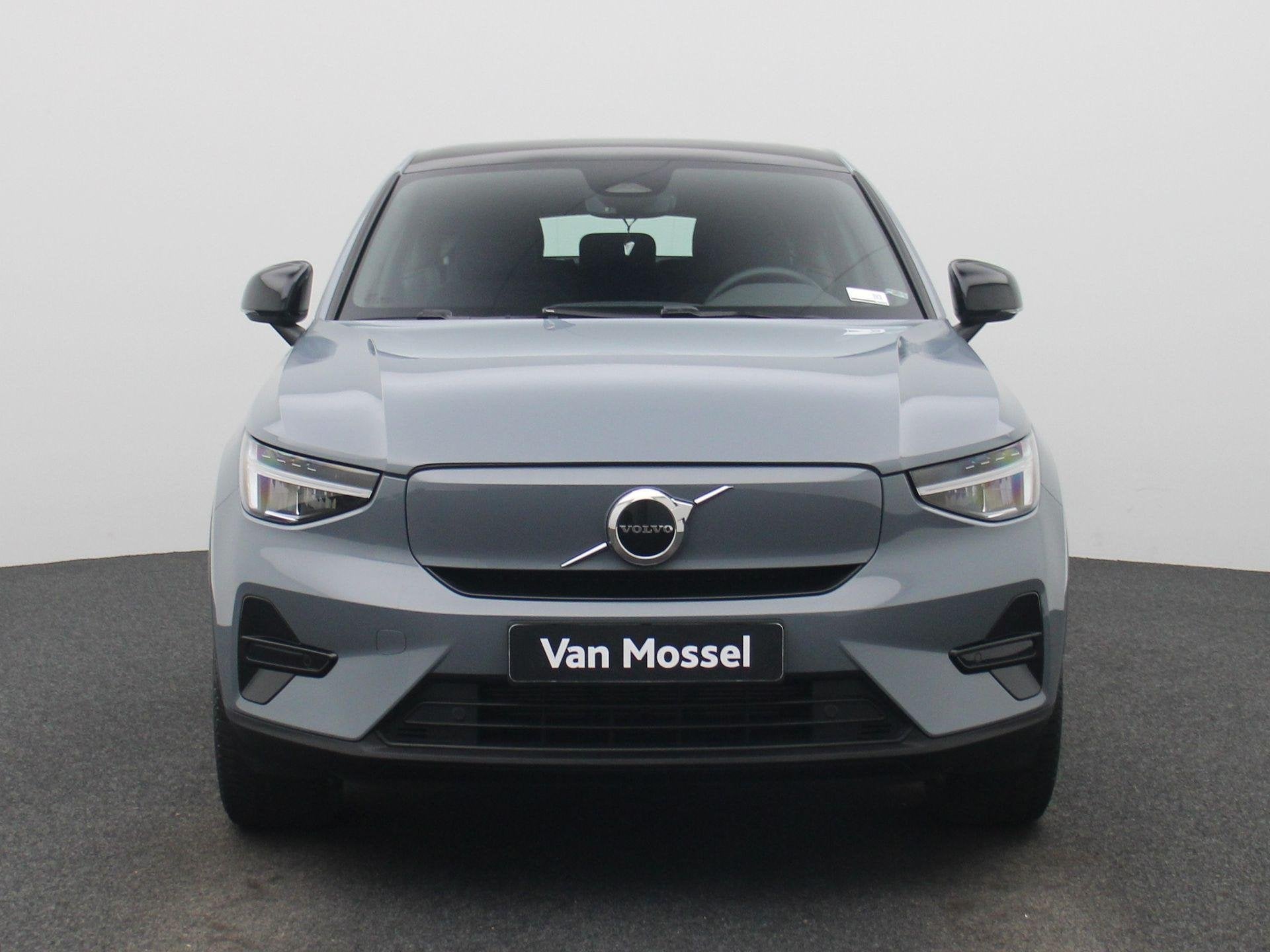 Volvo C40 Recharge Core | 69kWh | Apple Carplay / Android Au, 12 maanden, Stof, Gebruikt, Automatische klimaatregeling