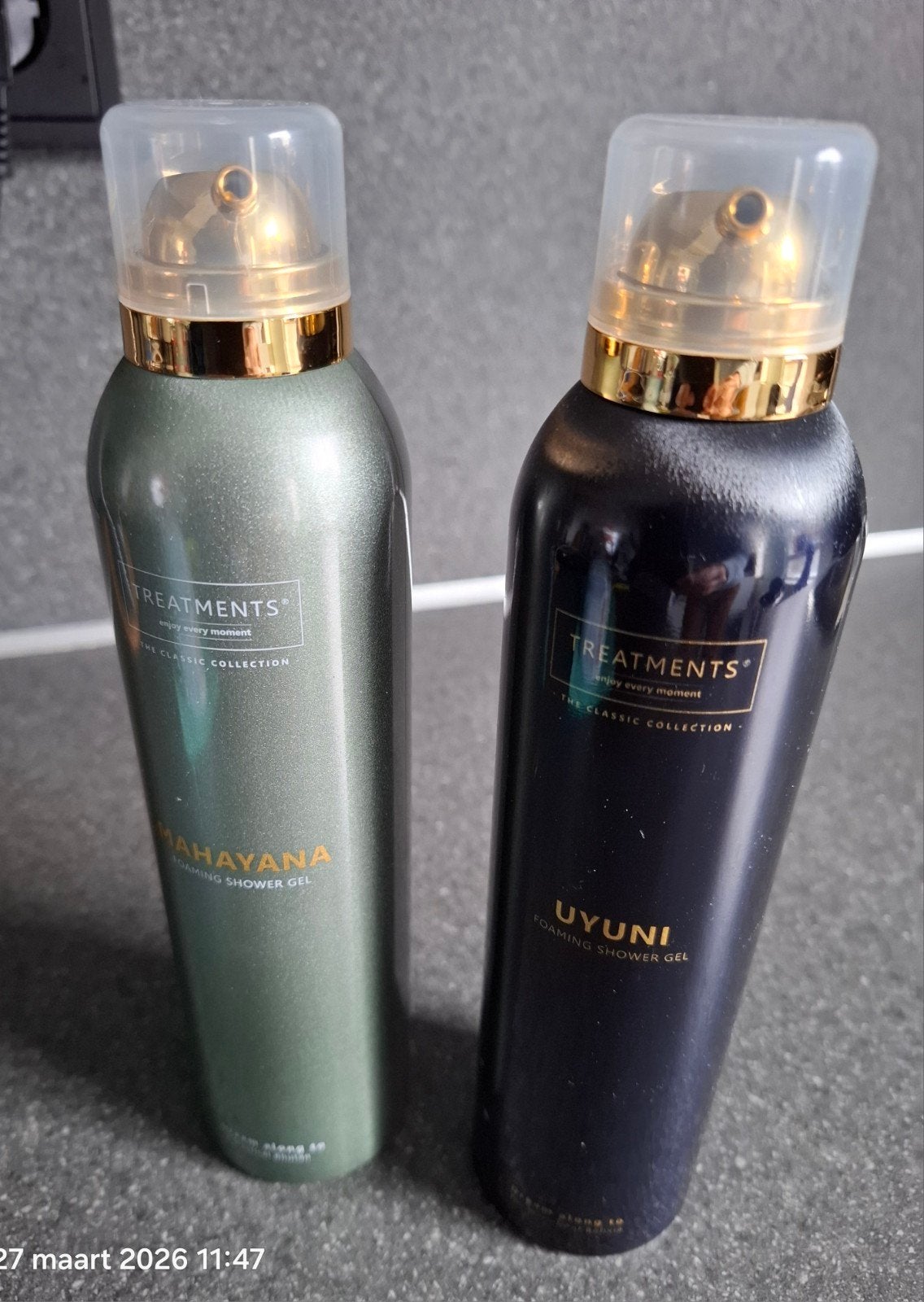 TREATMENTS FOAMING SHOWER GEL - UYUNI & MAHAYANA 🔥, Ophalen of Verzenden, Nieuw, Bad & Douche